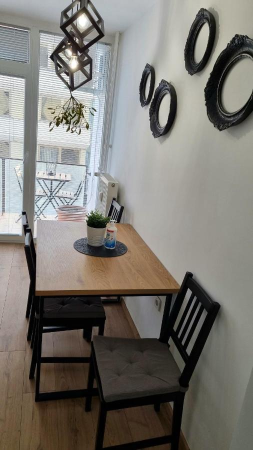 Apartman H8 Б'єловар Екстер'єр фото