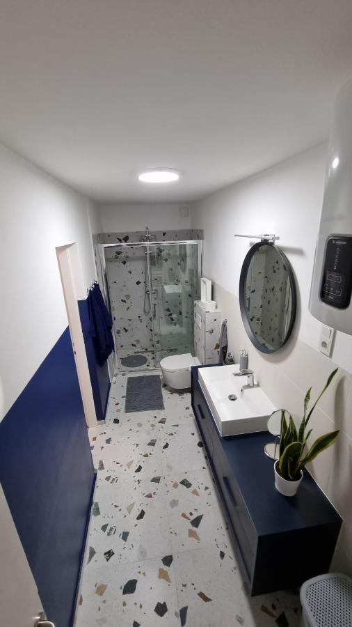 Apartman H8 Б'єловар Екстер'єр фото