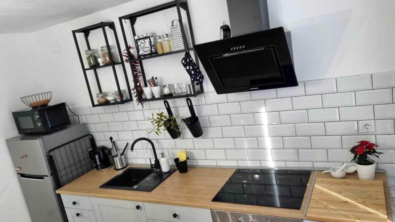 Apartman H8 Б'єловар Екстер'єр фото